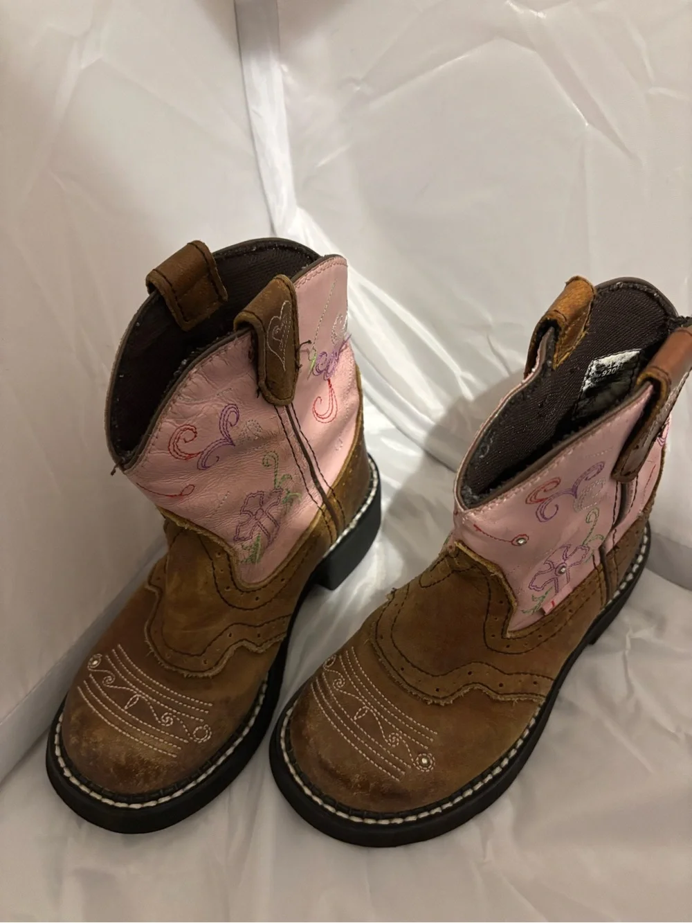 Kids light up Justin boots. Size 12.